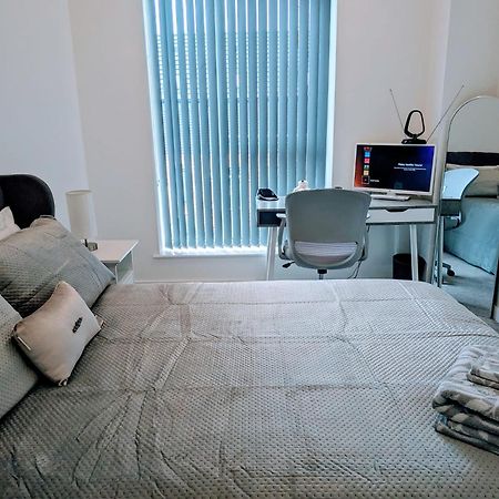 Contemporary Double Ensuite Room Μπέρμιγχαμ Εξωτερικό φωτογραφία