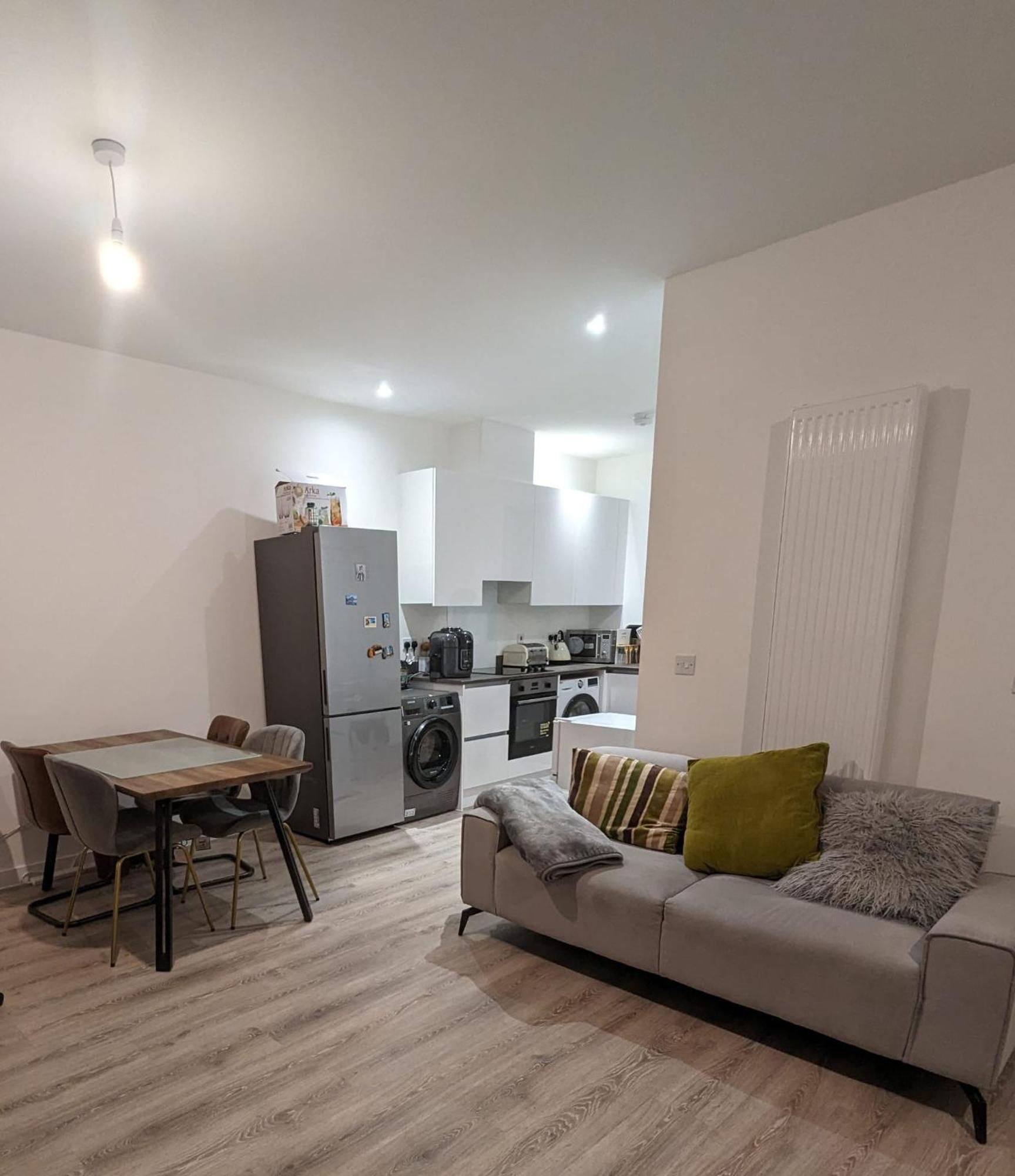 Contemporary Double Ensuite Room Μπέρμιγχαμ Εξωτερικό φωτογραφία